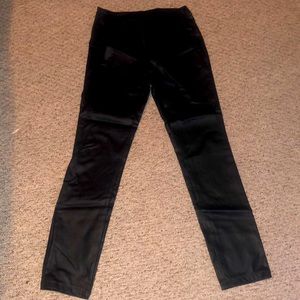 Faux leather pants (XL)